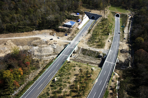 江密峰至延吉高速公路、